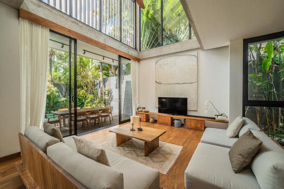 Villa Pakuk by Alfred in Bali Villa in North Kuta