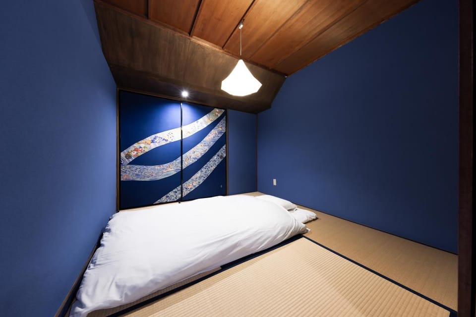Bed, Decorative detail