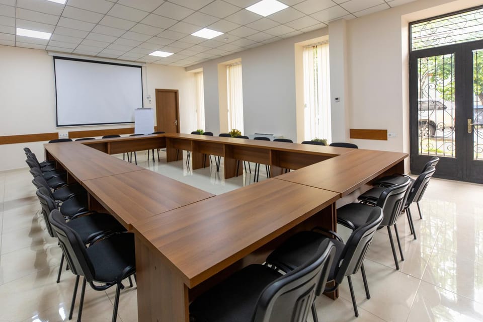 Business facilities, Banquet/Function facilities, Meeting/conference room