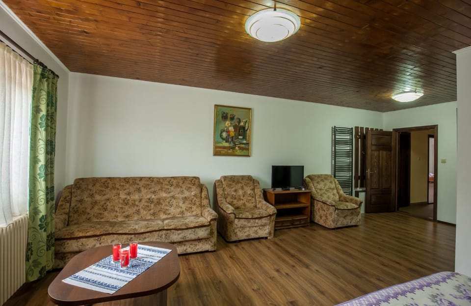 Pensiunea Victoria Bed and Breakfast in Cluj County