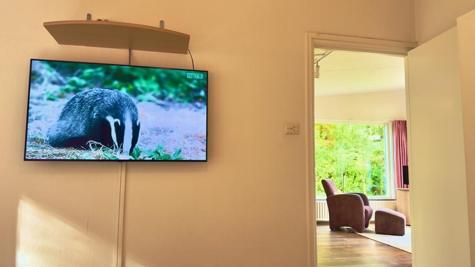 TV and multimedia, Bedroom