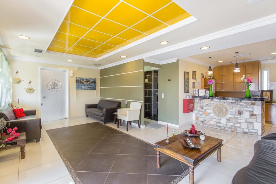 Living room, Lobby or reception, Public Bath