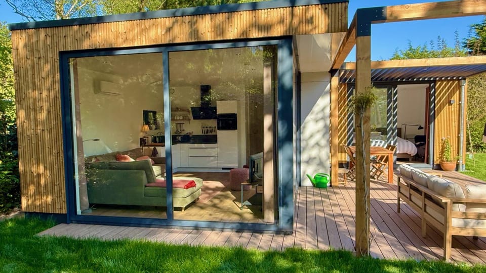 Property building, Balcony/Terrace