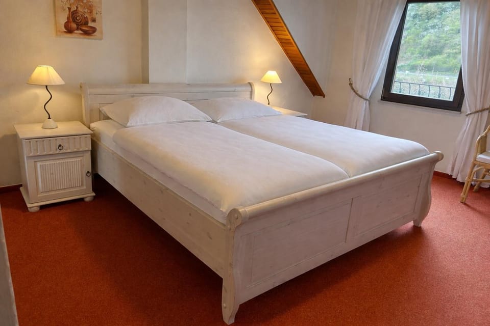 Ferienhaus Knecht House in Ediger-Eller