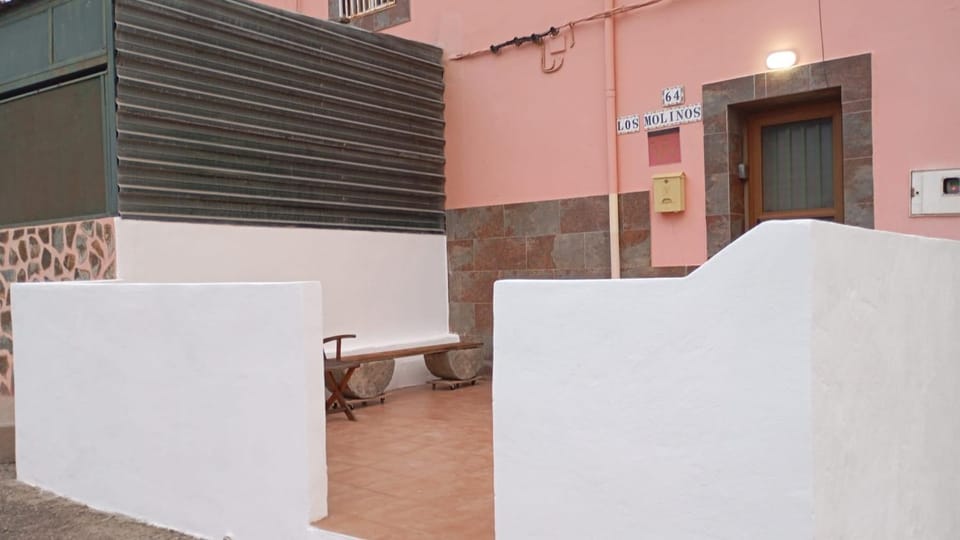 Casa de piedra a 2 km de la Playa Country House in Gran Canaria