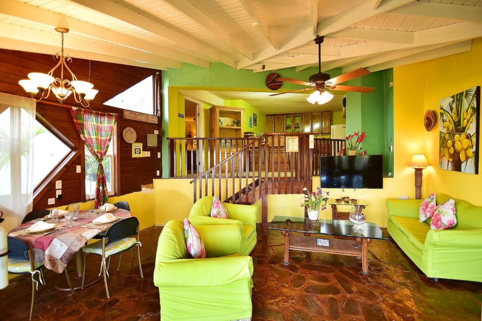 Living room, Dinner, kitchen