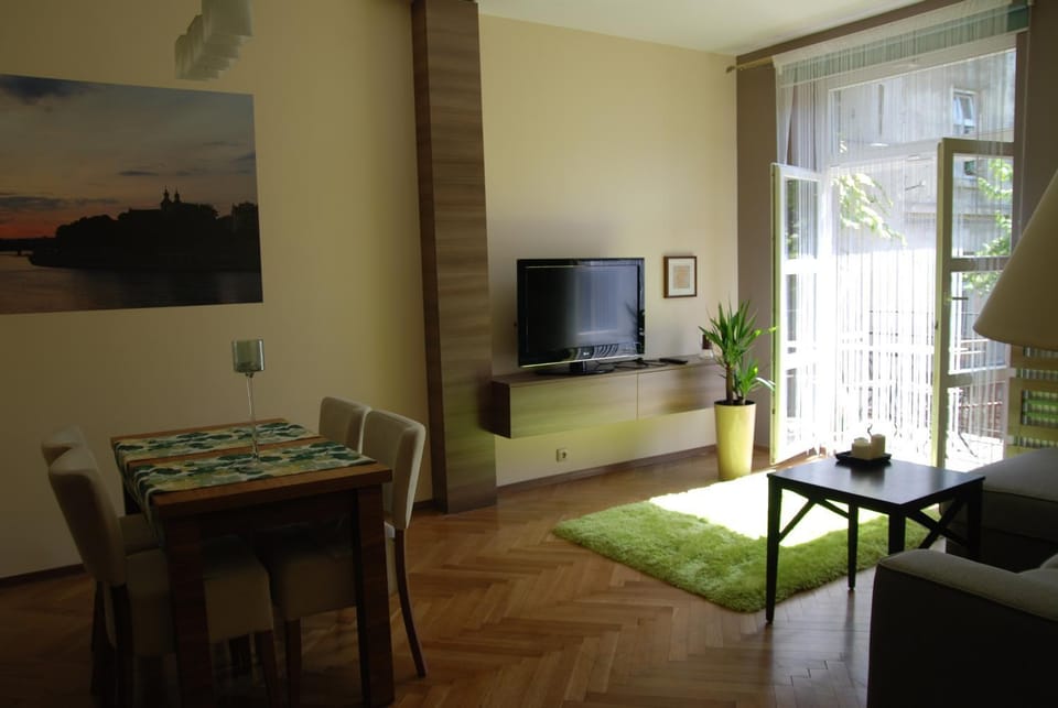 Balcony/Terrace, Living room, Dining area