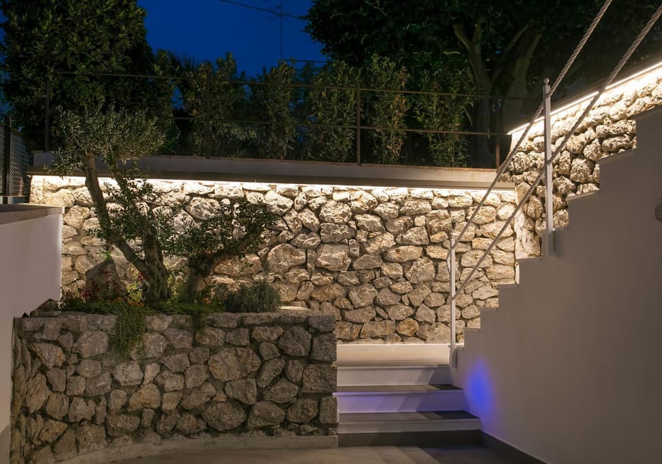 Facade/entrance, Balcony/Terrace, On site