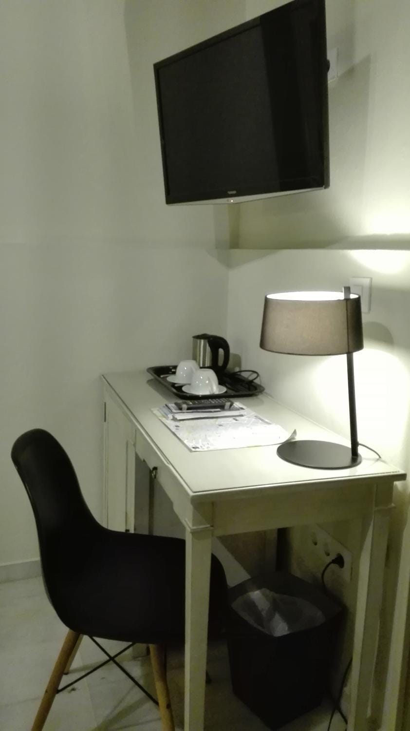 TV and multimedia, Coffee/tea facilities
