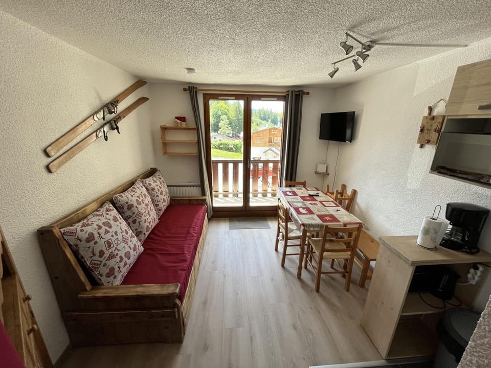 Grand Studio Apartment in Arâches-la-Frasse