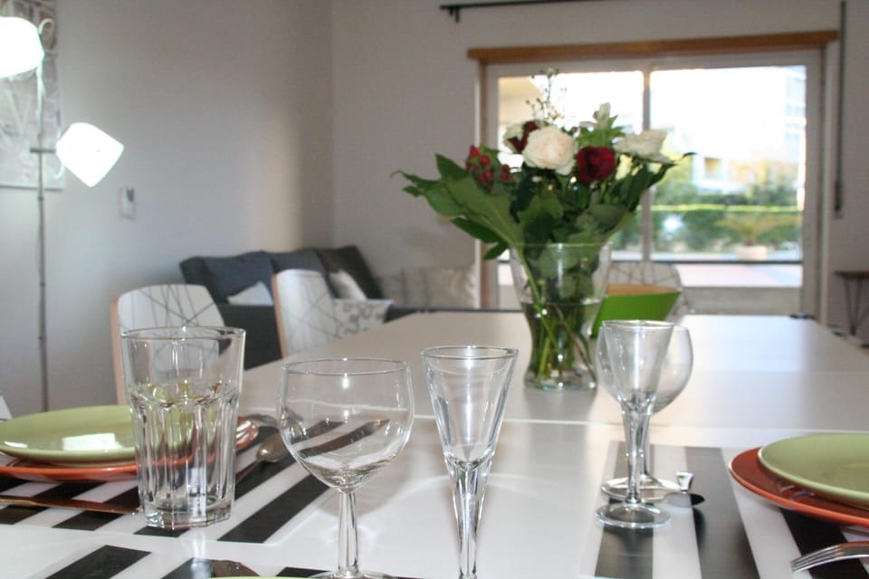 Decorative detail, Decorative detail, Dining area, Meals, Meals