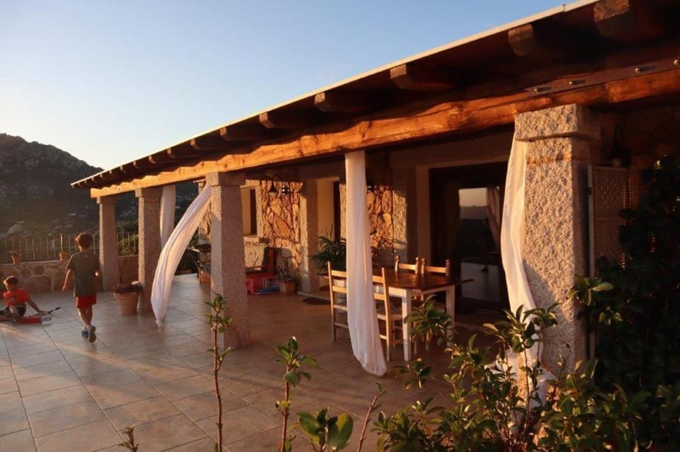 Villetta Osseddu House in Sardinia