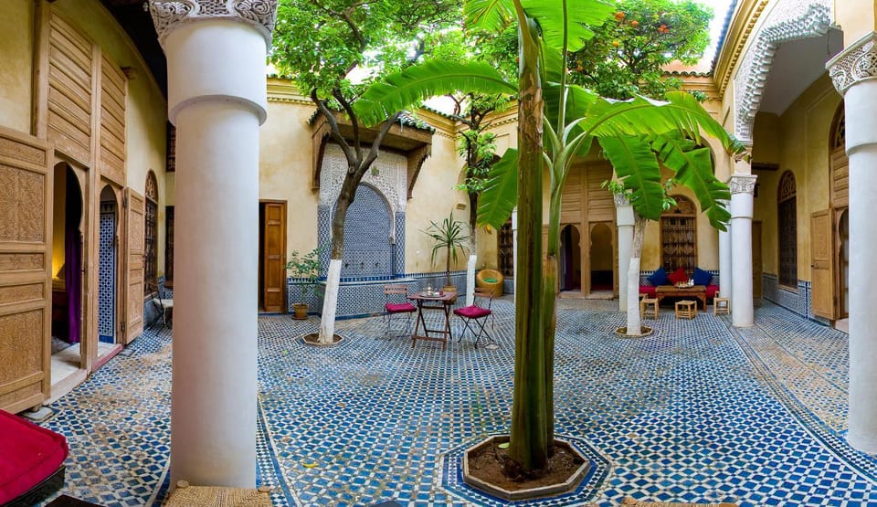 Property building, Patio, Garden