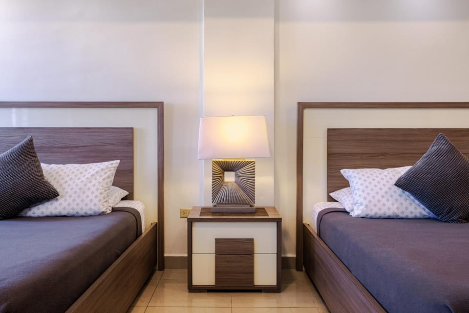Living room, Photo of the whole room, Bedroom