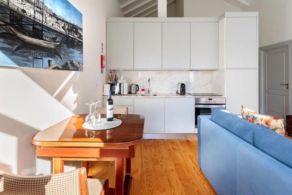 Coffee/tea facilities, Kitchen or kitchenette, Seating area, Dining area, minibar, pet friendly, stove, toaster