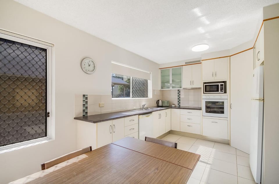 Maybury Unit 1 Apartment in Tweed Heads