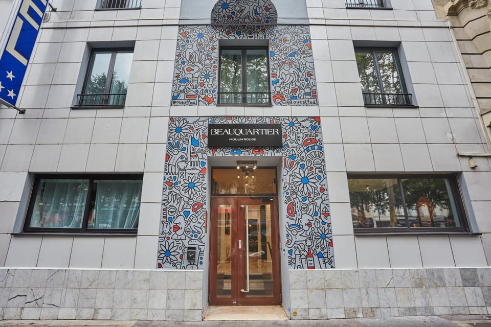 Facade/entrance