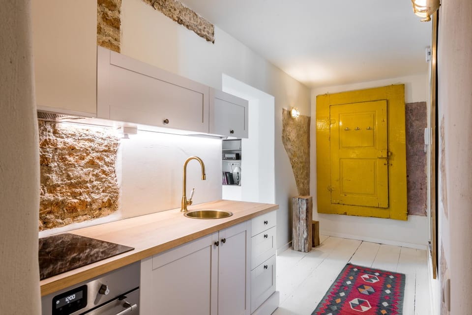 Coffee/tea facilities, Kitchen or kitchenette
