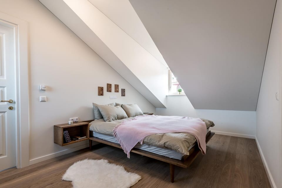 Photo of the whole room, Decorative detail, Bedroom