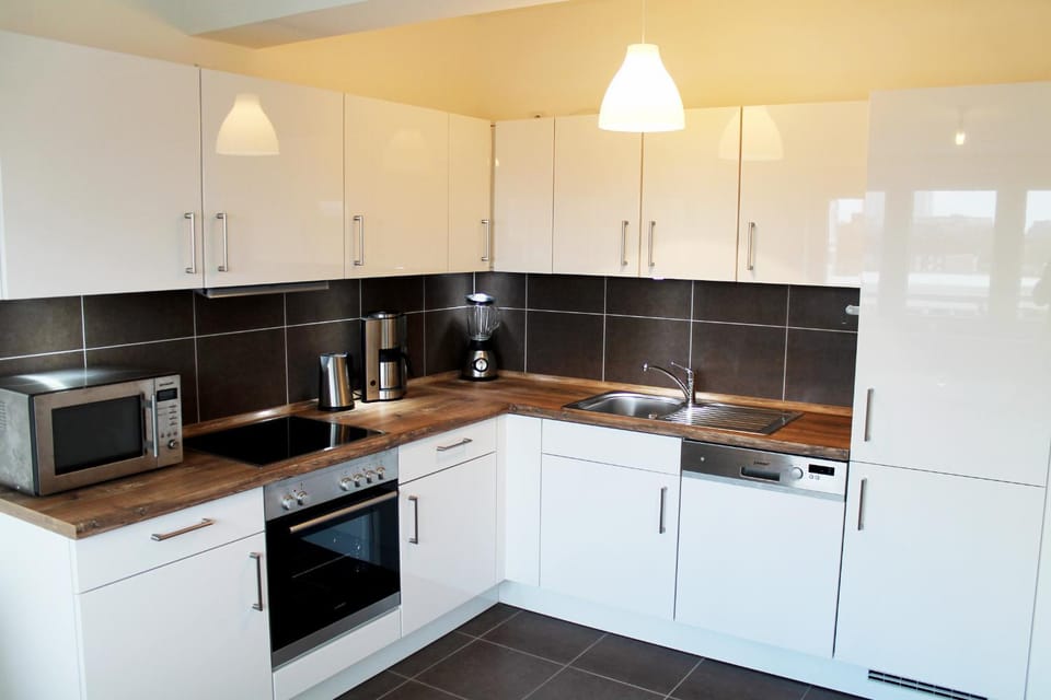 Coffee/tea facilities, Kitchen or kitchenette