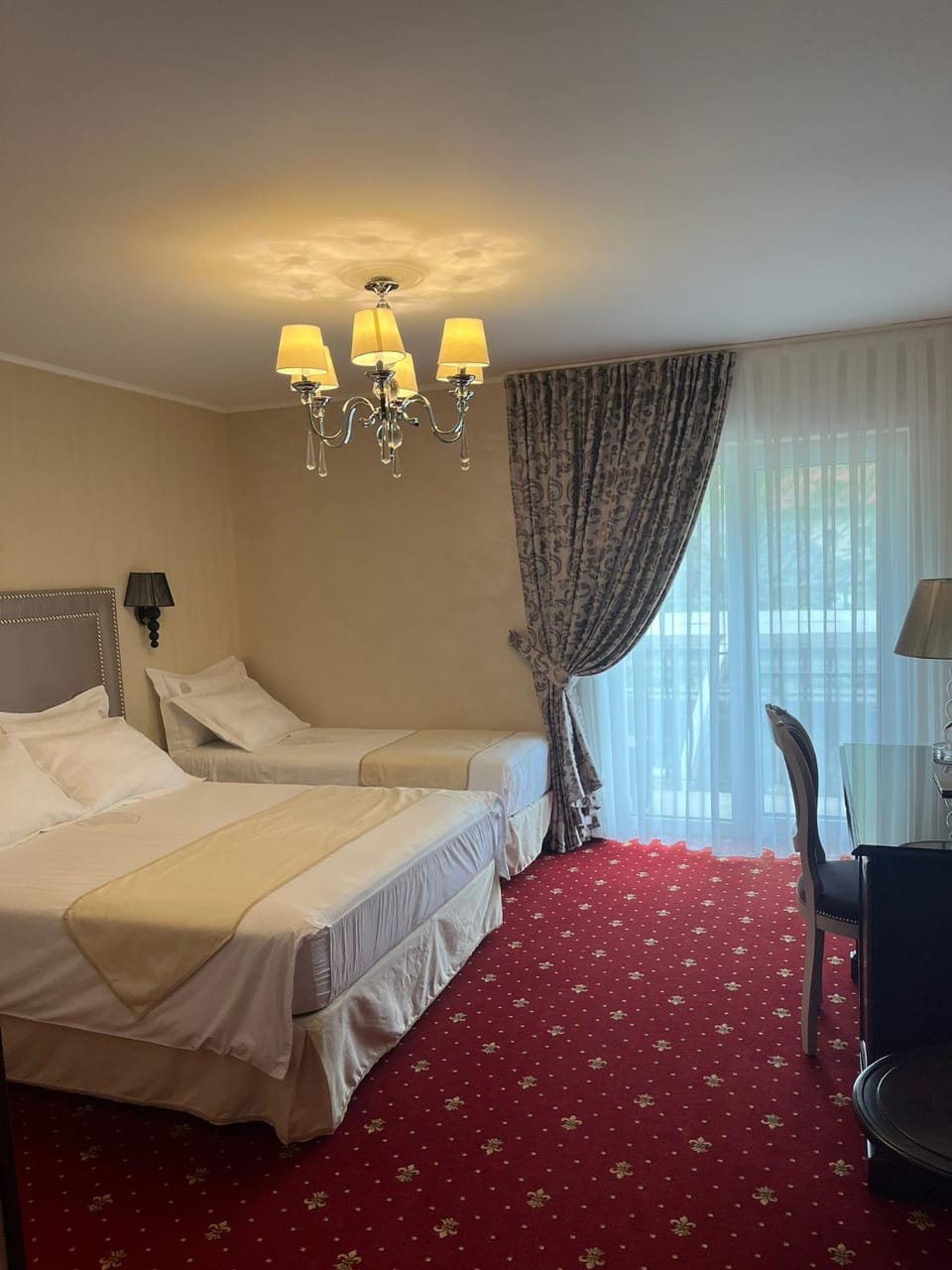 Bed, Photo of the whole room, Bedroom, hair dresser