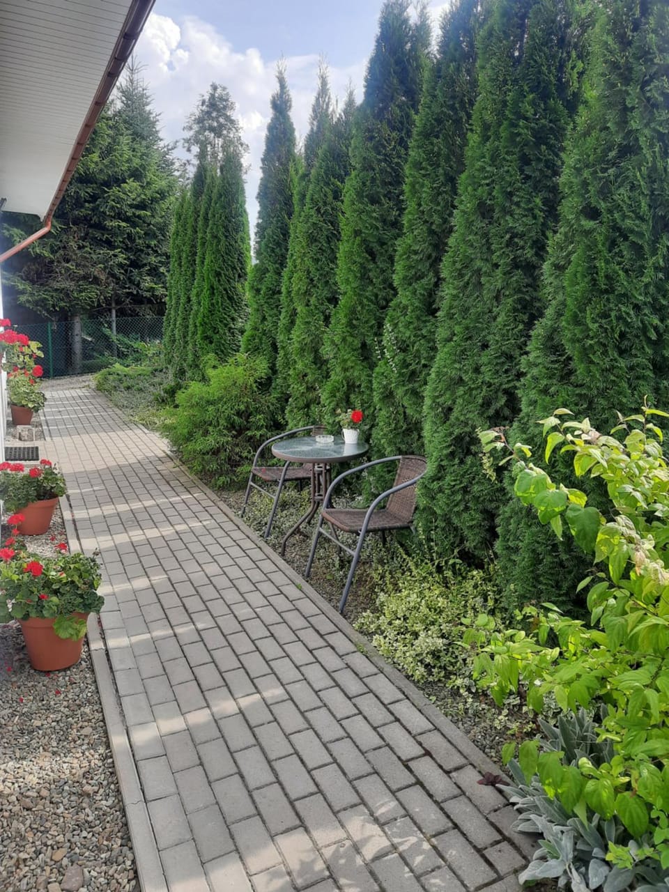 Pokoje Na Skale nad Jeziorem Solińskim 691-363-701 Bed and Breakfast in Slovakia
