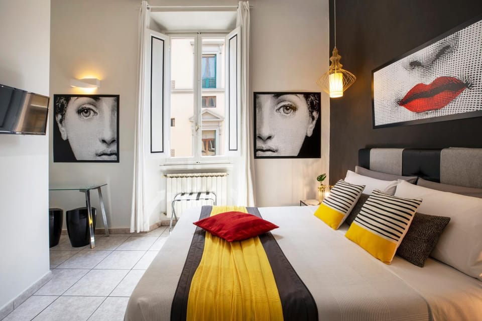 Bed, Photo of the whole room, Decorative detail, Bedroom