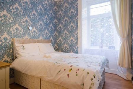 Watson Crescent Apartment in Edinburgh