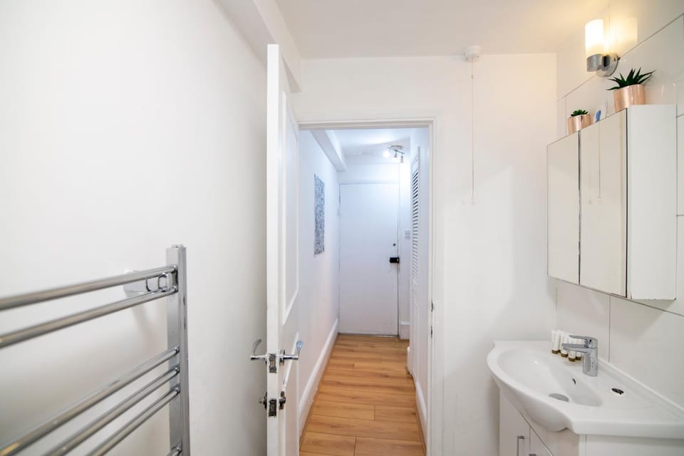 ItalianFlat - Warwick Apartment in City of Westminster
