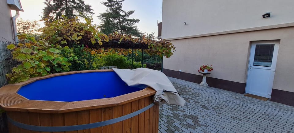 Hot Spring Bath, Hot Tub, Hot Tub