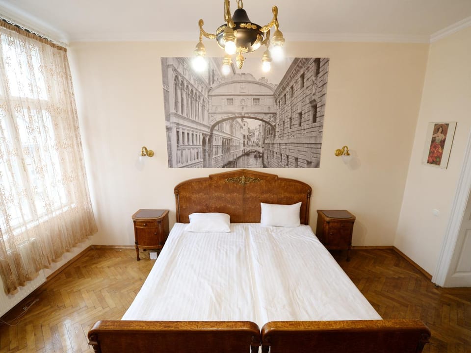 Bed, Decorative detail, Bedroom