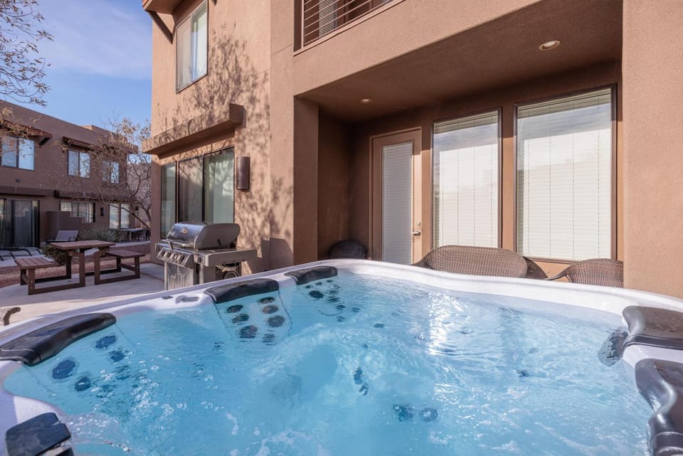 Kickin' It At Karisma House in St George