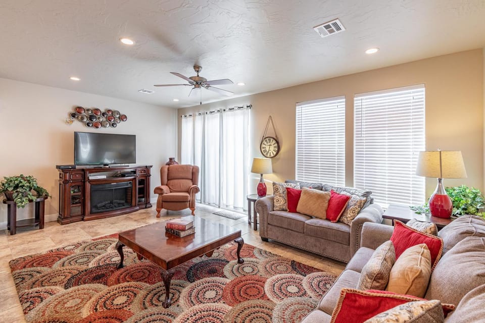 Desert Dream House in St George