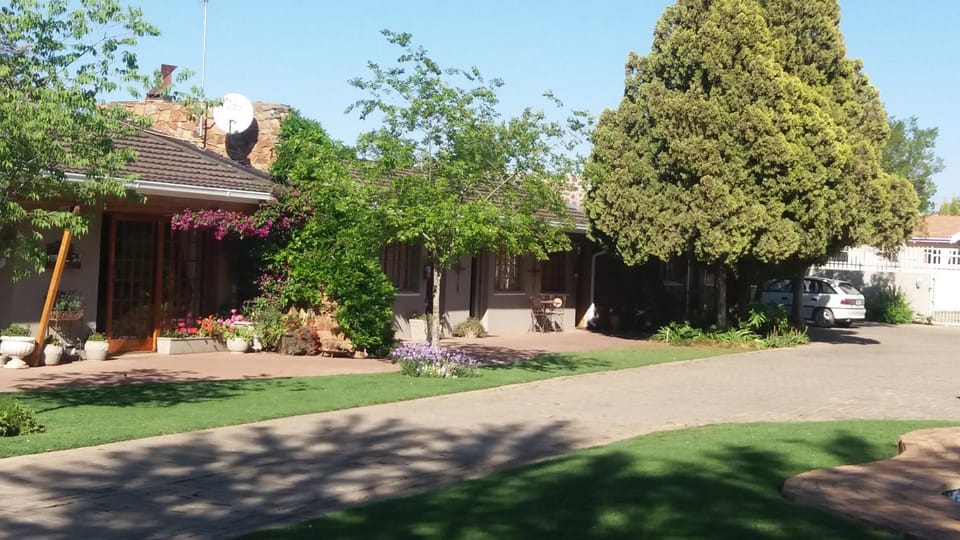 Lavender Lodge Bed and Breakfast in North West, South Africa