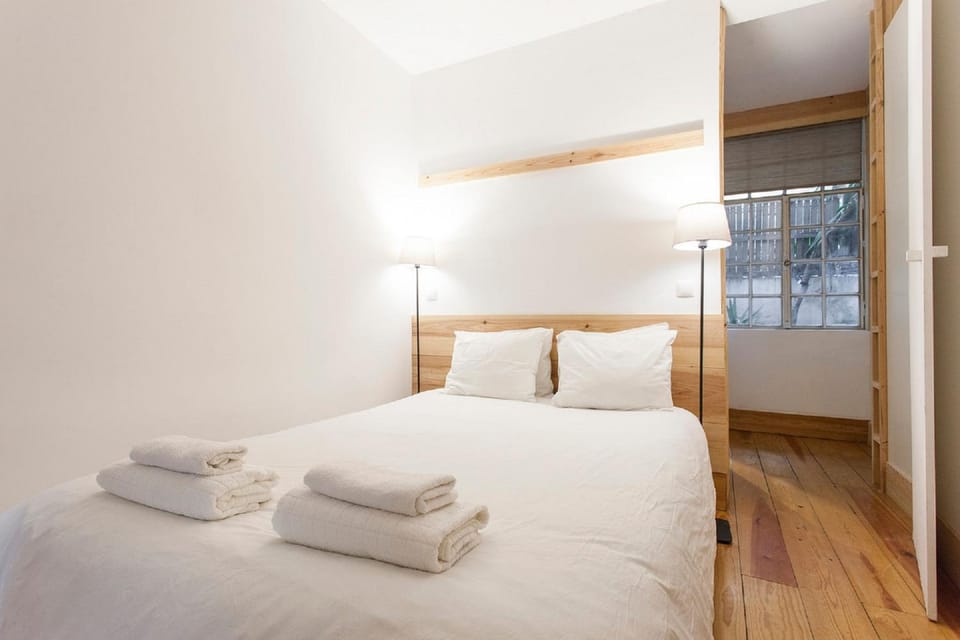 Center, Charm, Practical and Quiet Apartment in Lisbon