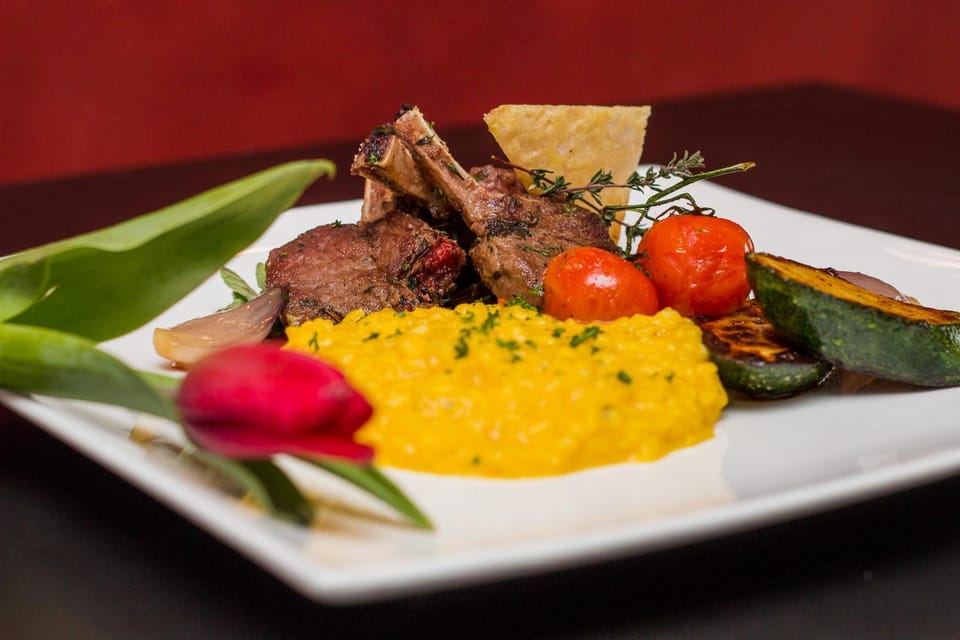 Restaurant/places to eat, Food and drinks, Food