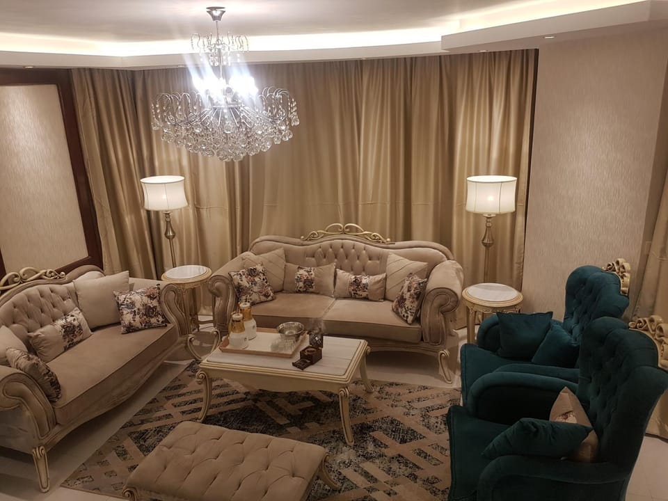 Library, Living room, Seating area