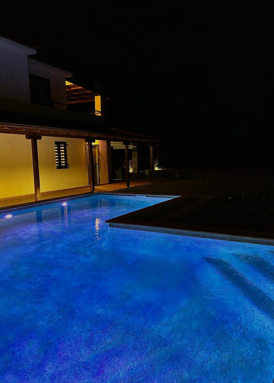 Night, Swimming pool