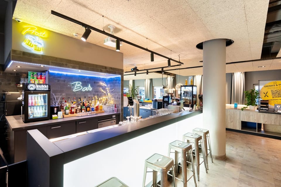 Lounge or bar