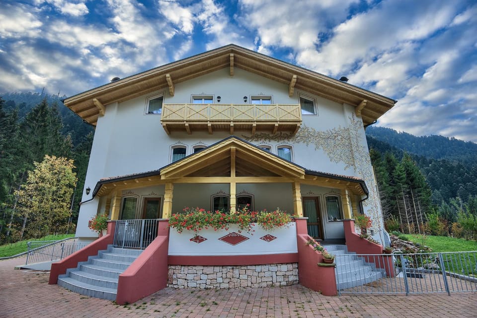 Facade/entrance, Autumn