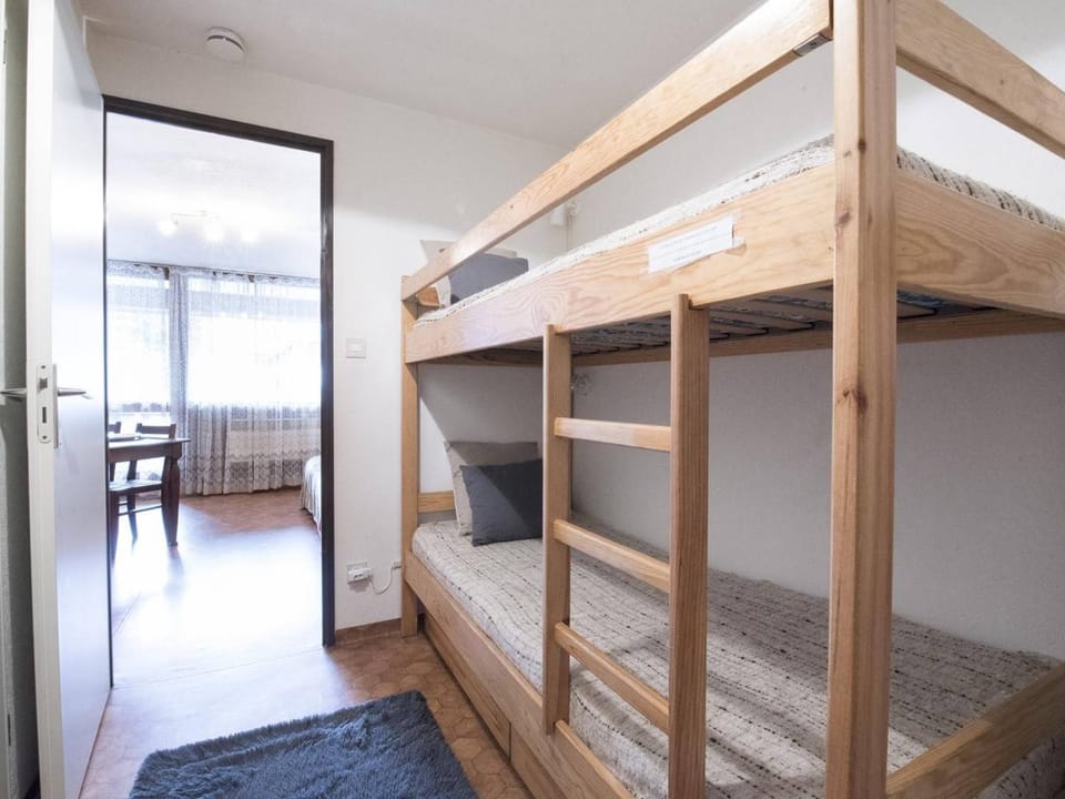 Studio 4 pers. avec parking proche centre et téléphérique - FR-1-296-170 Apartment in Saint-Lary-Soulan