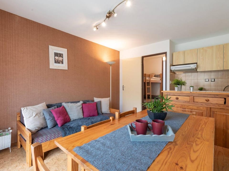 Appartement près télécabine, animaux admis, parking inclus pour 4 personnes à Vielle Aure - FR-1-296-206 Cabin in Saint-Lary-Soulan