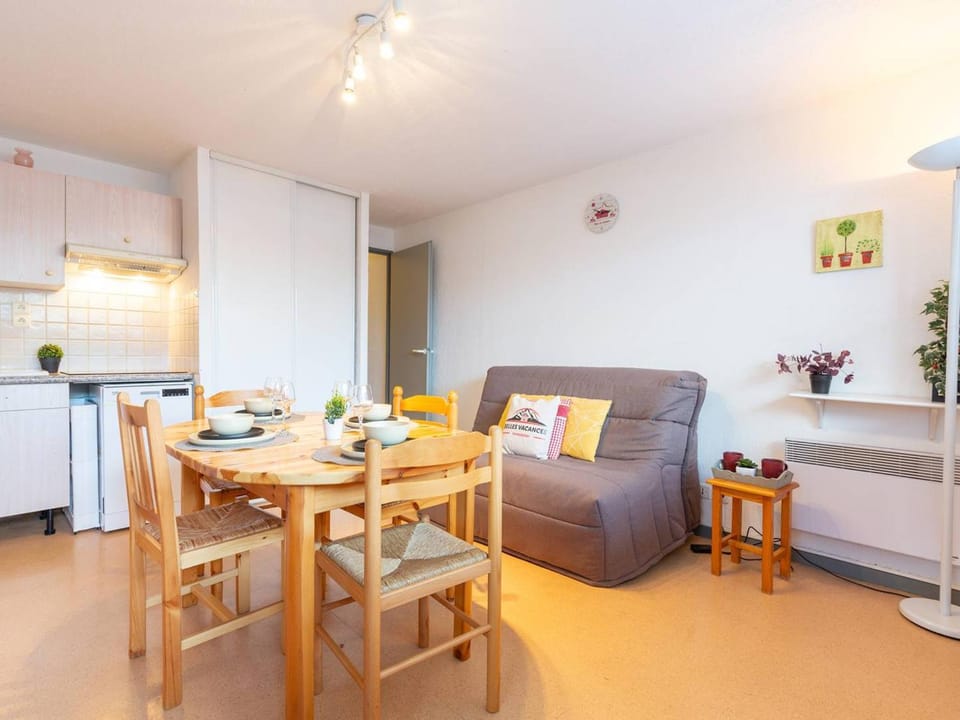 Appartement calme avec jardin, 6 pers, près du centre et des pistes - Saint-Lary Village - FR-1-296-173 Apartment in Saint-Lary-Soulan
