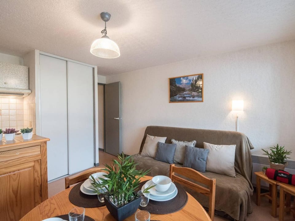 Appartement calme, proche centre Saint-Lary Soulan, 6 pers, terrasse, parking, navette gratuite - FR-1-296-172 Apartment in Saint-Lary-Soulan