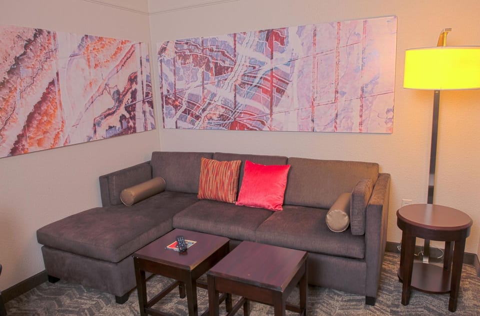 Living room, Seating area