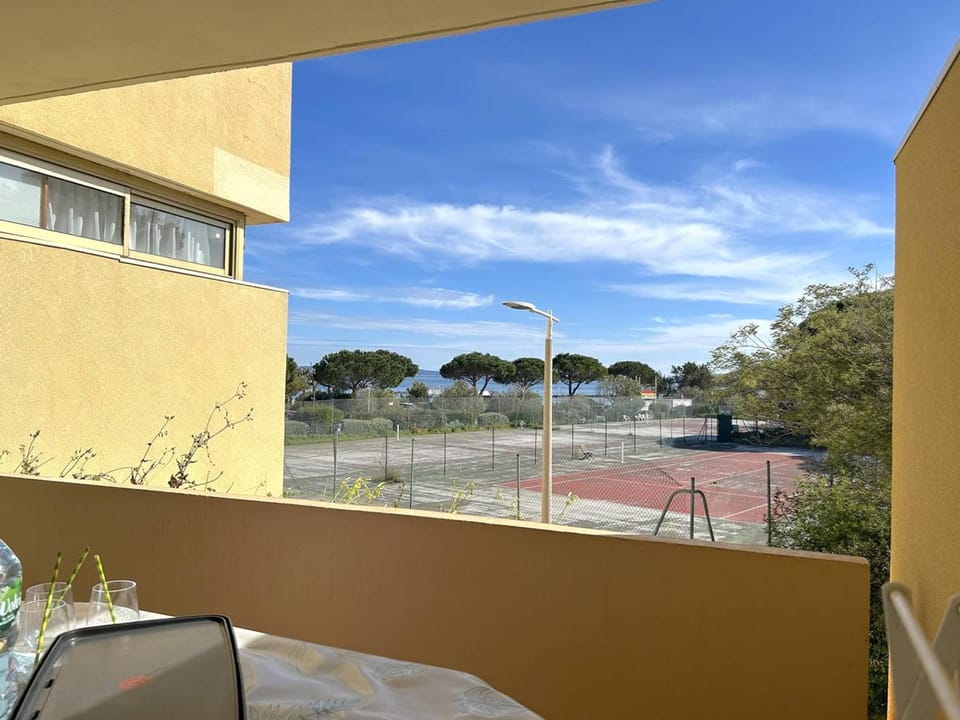 Studio 4 couchages avec terrasse à Bormes-les-Mimosas Apartment in Bormes-les-Mimosas