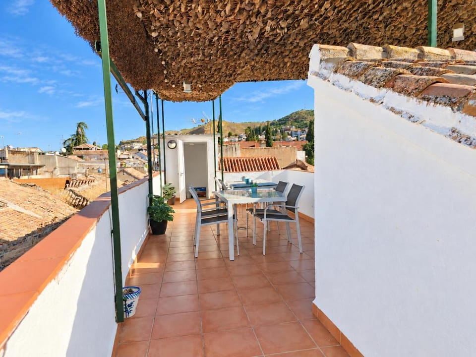 Patio, Natural landscape, Balcony/Terrace