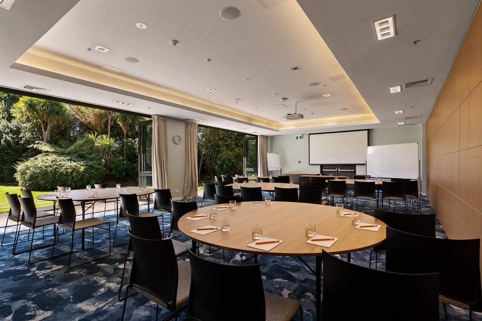 Meeting/conference room