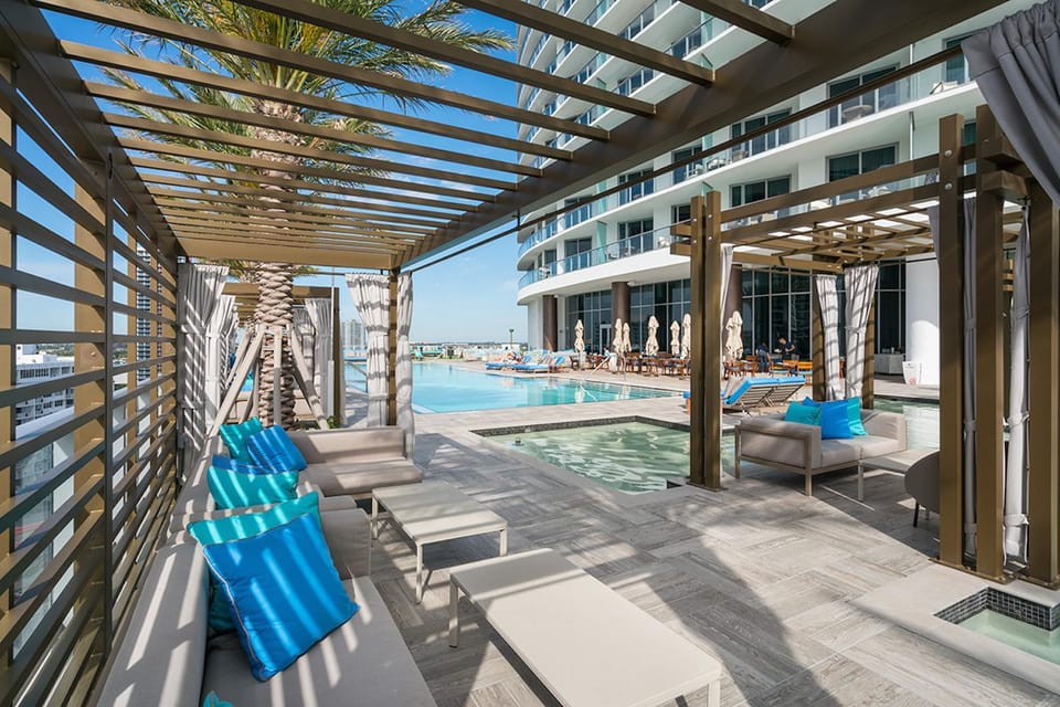 Patio, Balcony/Terrace, Seating area, Swimming pool, Swimming pool, Swimming pool