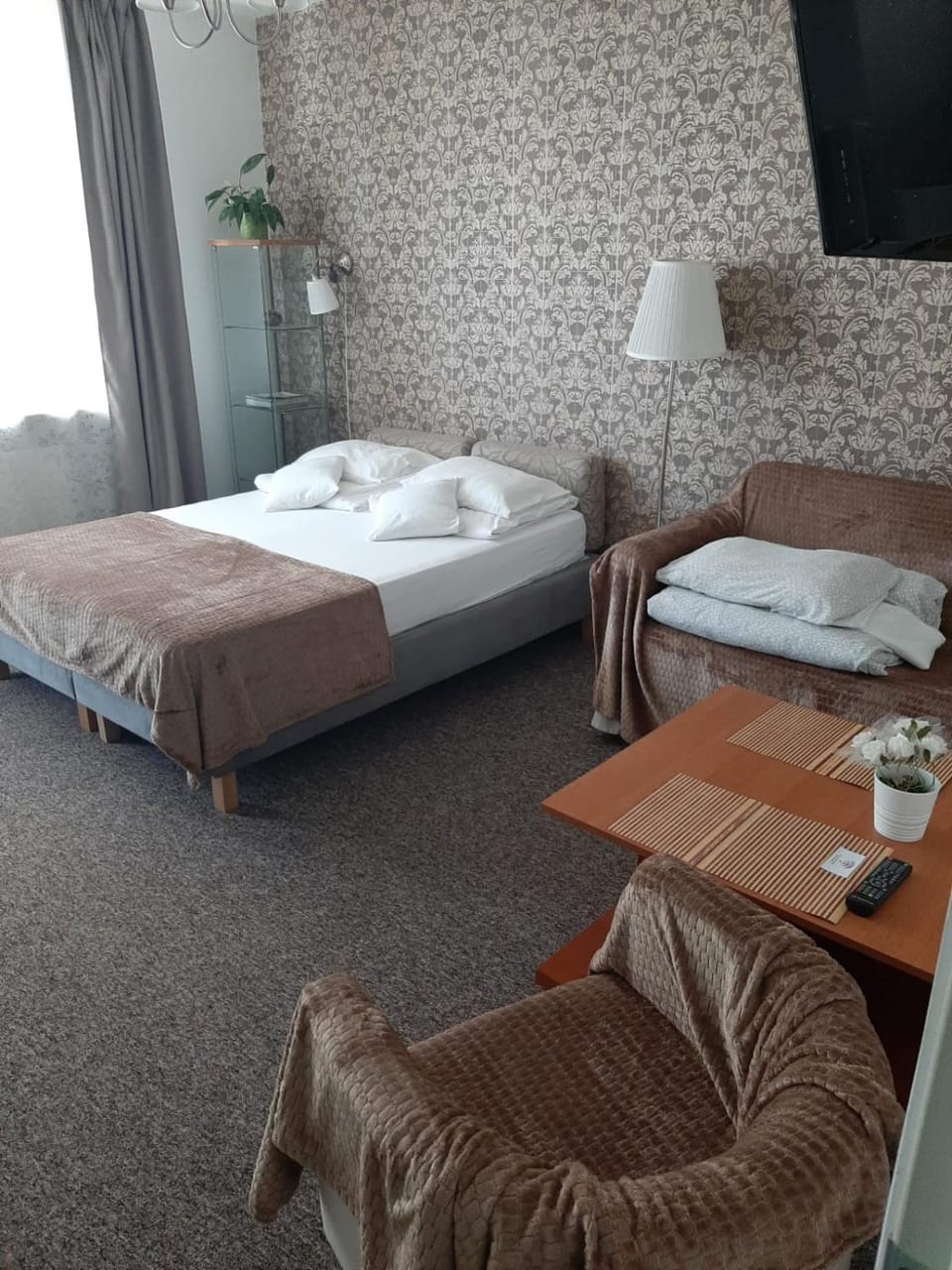 Bed, Photo of the whole room